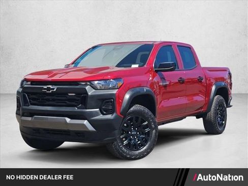 Certified 2024 Chevrolet Colorado Trail Boss w/ Technology Package AWD/4WD image 1