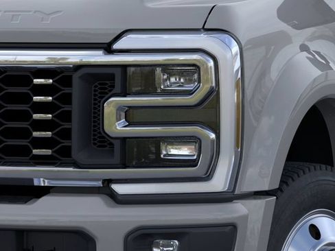 New 2026 Ford F450 Platinum AWD/4WD image 18