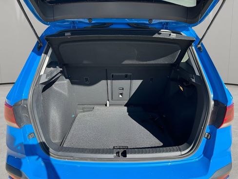 Used 2023 Volkswagen Taos SE image 25