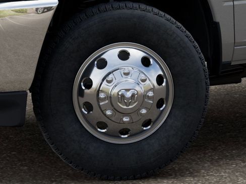 New 2026 RAM 3500 Laramie w/ Towing Technology Group AWD/4WD image 8