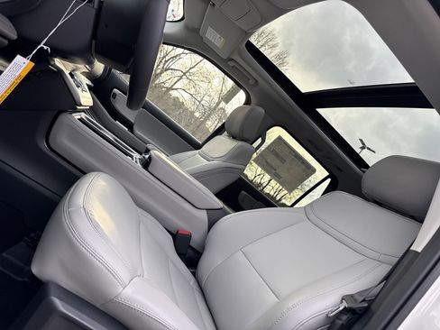 New 2026 Ford Expedition Max Active image 33