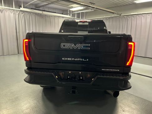 Used 2025 GMC Sierra 3500 Denali Ultimate image 6