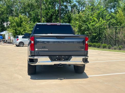 Used 2022 Chevrolet Silverado 1500 LT RWD image 11