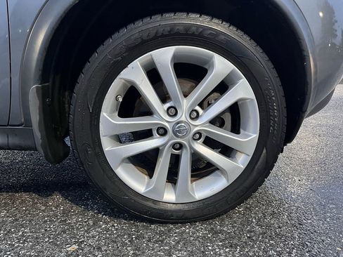 Used 2011 Nissan Juke SL image 25