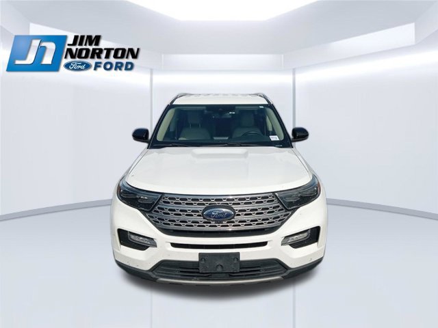 Used 2022 Ford Explorer Limited w/ Equipment Group 301A AWD/4WD image 3