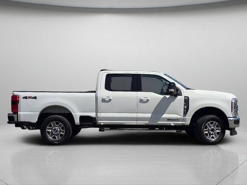 Used 2025 Ford F250 Lariat AWD/4WD image 27