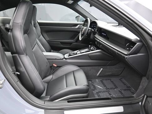 Certified 2024 Porsche 911 Carrera RWD image 29