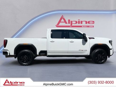 Used 2024 GMC Sierra 2500 AT4 w/ AT4 Premium Plus Package AWD/4WD image 6
