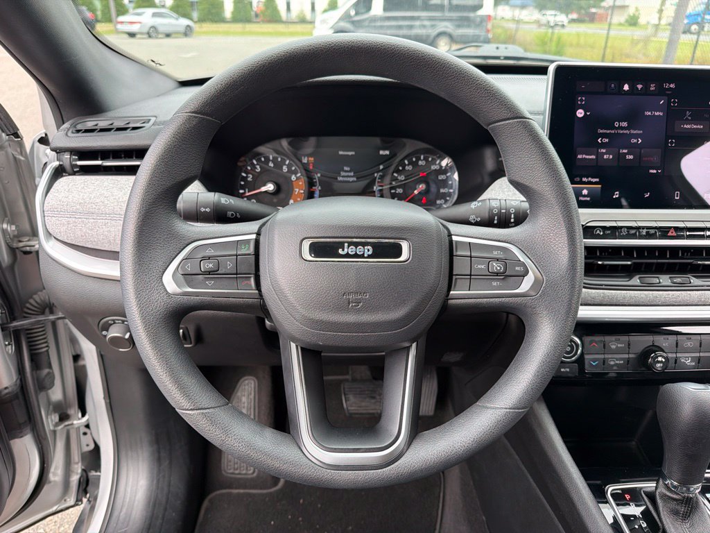 Used 2024 Jeep Compass Sport AWD/4WD image 15