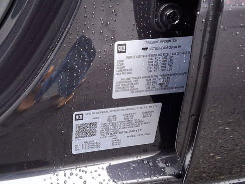 Used 2025 GMC Sierra 1500 AT4X image 27