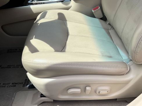 Used 2015 Nissan Pathfinder Platinum AWD/4WD image 31