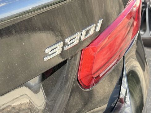 Used 2017 BMW 330i Sedan image 8
