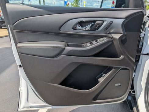 Used 2020 Chevrolet Traverse Premier w/ Redline Edition AWD/4WD image 9
