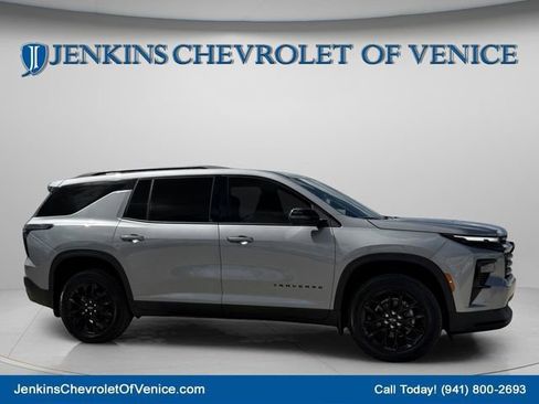 New 2026 Chevrolet Traverse LT w/ Midnight/Sport Edition image 2