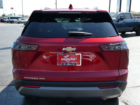 Used 2025 Chevrolet Equinox LT w/ Convenience Package II AWD/4WD image 6