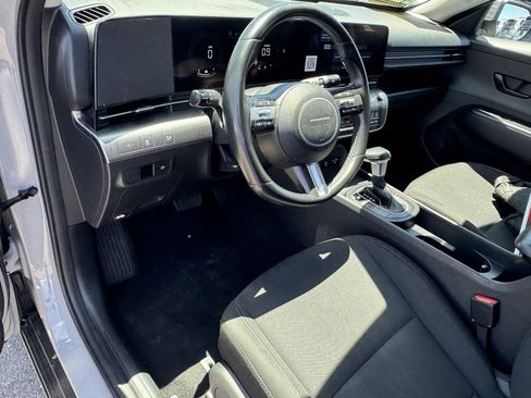 Used 2024 Hyundai Kona SEL FWD image 13