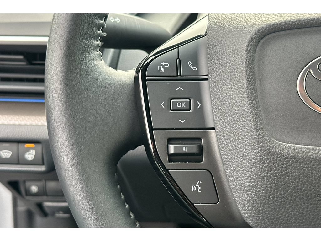 Certified 2023 Toyota Prius XLE AWD/4WD image 26