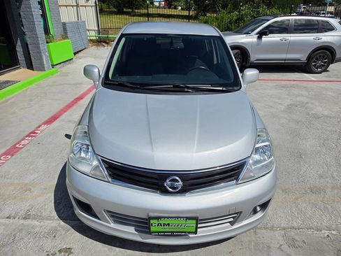 Used 2012 Nissan Versa Hatchback w/ SL Navigation Pkg FWD image 6