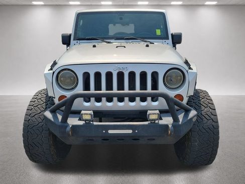 Used 2011 Jeep Wrangler Sahara AWD/4WD image 6