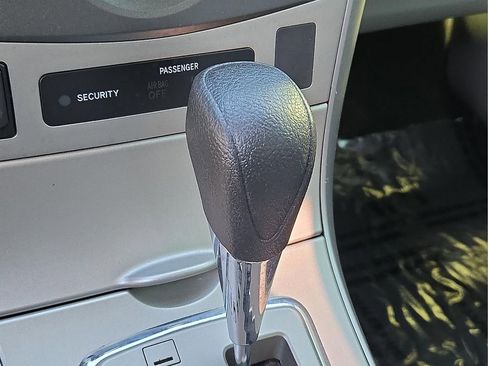 Used 2013 Toyota Corolla LE image 20