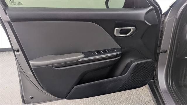 Used 2025 Kia K4 FWD image 13