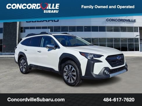 Certified 2023 Subaru Outback Touring image 1