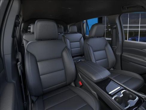 New 2026 Chevrolet Traverse LT w/ Driver Confidence Package FWD image 16