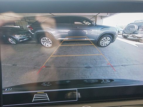 Used 2022 Chevrolet Blazer LT image 12