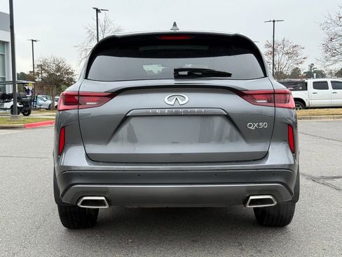 Used 2022 INFINITI QX50 Luxe w/ Appearance Package image 4