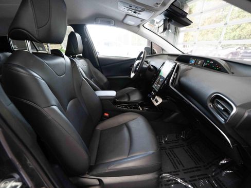 Used 2018 Toyota Prius Prime Advanced FWD image 26