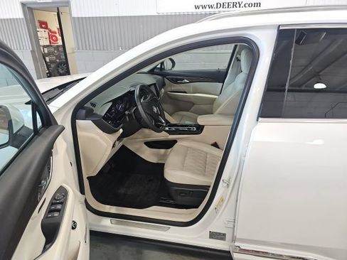 Used 2023 Buick Envision Avenir AWD/4WD image 9