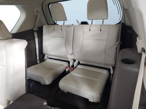 Used 2016 Lexus GX 460 w/ Premium Package AWD/4WD image 28