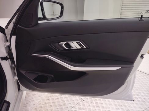 Certified 2023 BMW 330i 330i w/ Convenience Package image 31