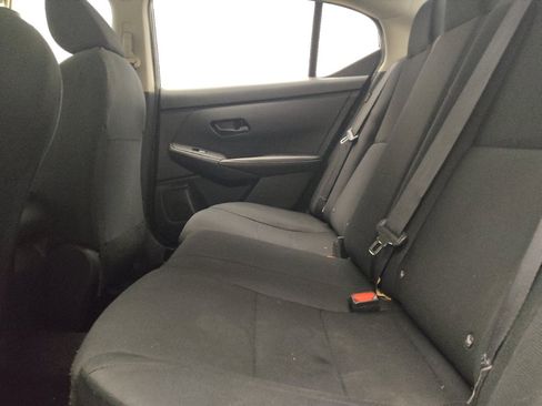 Used 2024 Nissan Sentra S FWD image 18
