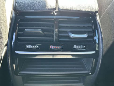 Used 2018 BMW 530i 530i w/ Premium Package image 16