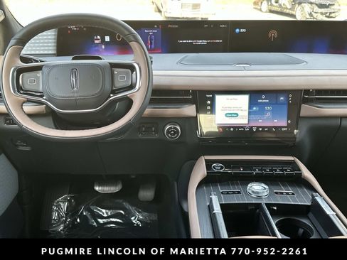 New 2026 Lincoln Navigator L Black Label AWD/4WD image 14