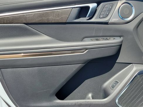 Used 2026 Buick Enclave Avenir w/ Super Cruise Package FWD image 24