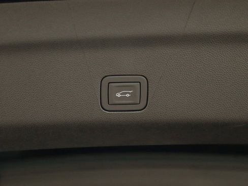 New 2025 Chevrolet Tahoe LT w/ Comfort Package image 36