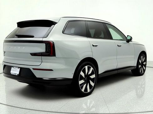 Used 2025 Volvo EX90 Ultra AWD/4WD image 5