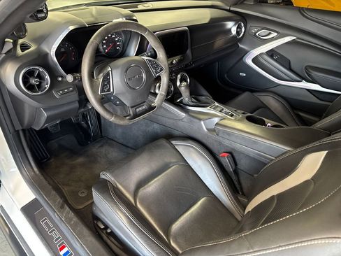 Used 2017 Chevrolet Camaro LT RWD image 32