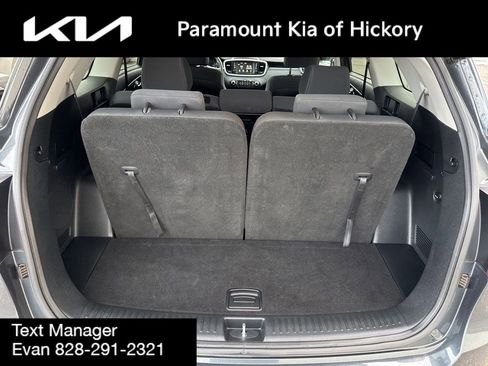 Used 2020 Kia Sorento LX image 10