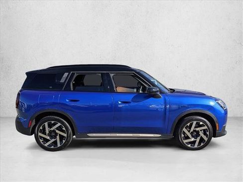 Certified 2025 MINI Cooper Countryman S image 4