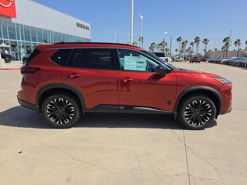 New 2026 Nissan Rogue Dark Armor FWD image 7