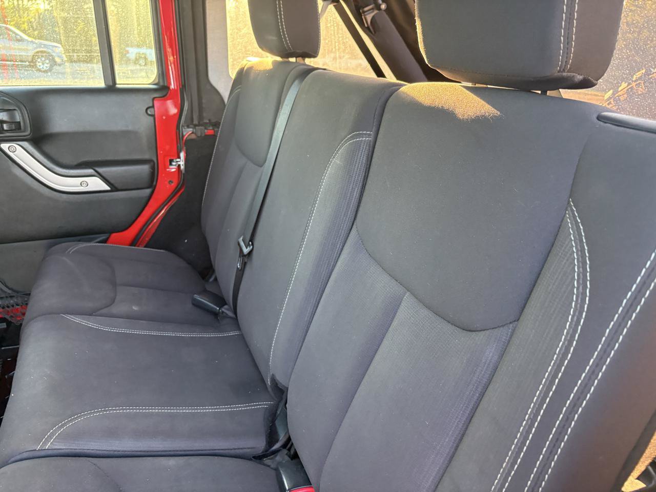 Used 2017 Jeep Wrangler Unlimited Sahara w/ Trailer Tow Group AWD/4WD image 35