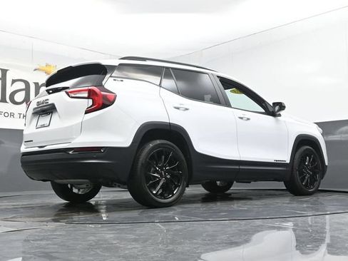Used 2023 GMC Terrain SLE w/ Driver Convenience Package FWD image 33