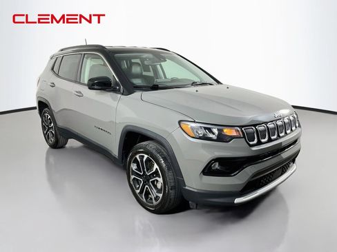 Used 2022 Jeep Compass Limited AWD/4WD image 3
