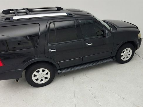 Used 2010 Ford Expedition Limited image 36