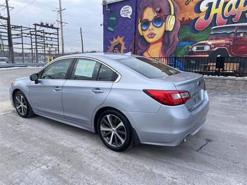 Used 2016 Subaru Legacy 3.6R Limited image 3