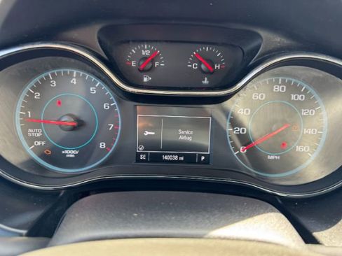 Used 2017 Chevrolet Cruze LS image 19