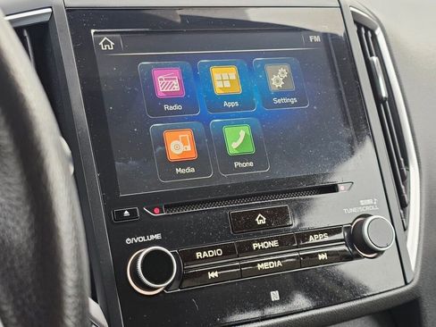 Used 2018 Subaru Impreza 2.0i Limited image 22